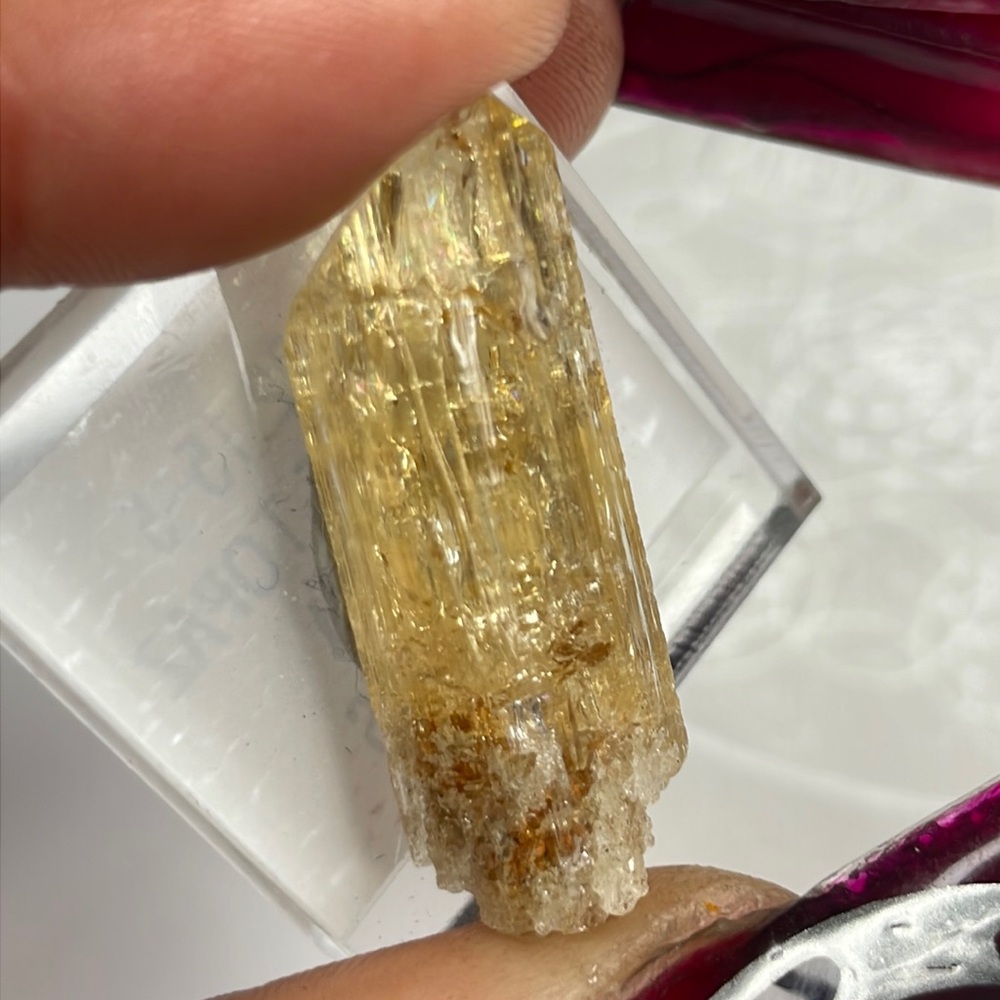 Imperial Topaz - IT02 - Picture 4 of 5